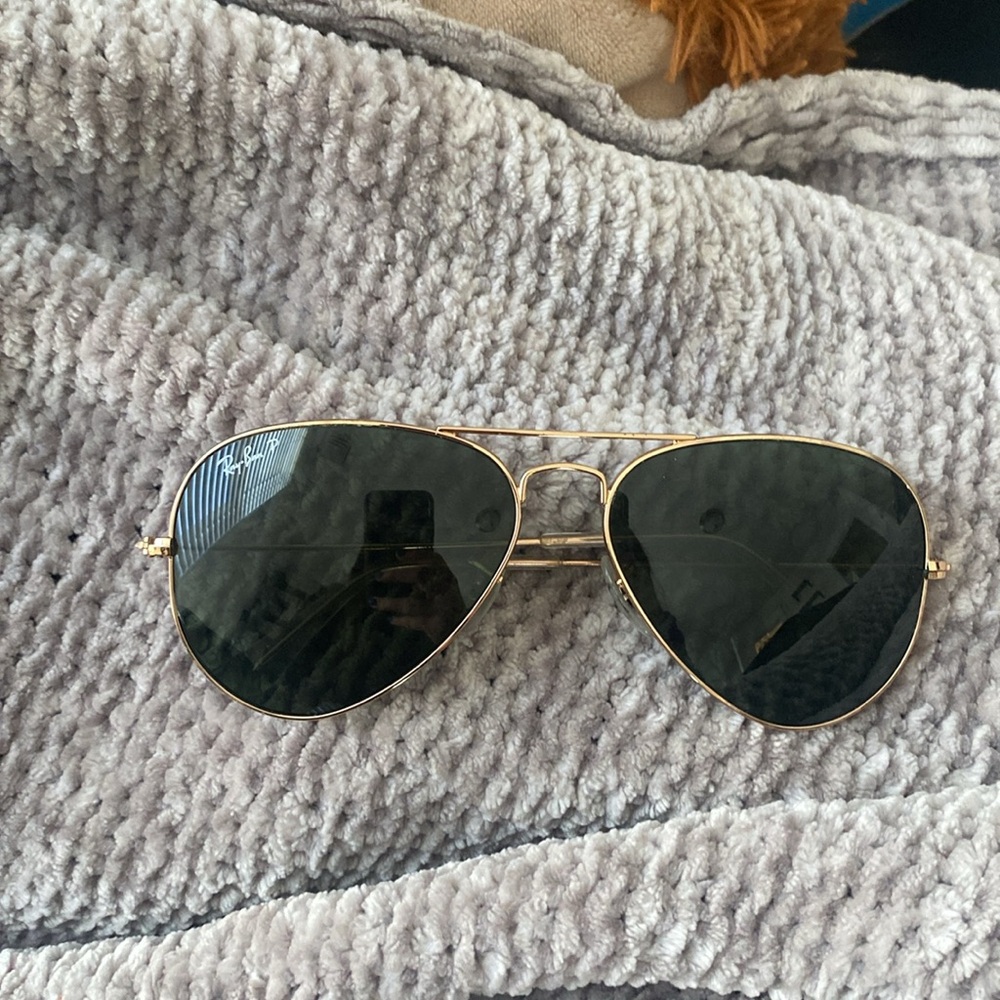 Ray-ban classic polarized aviators